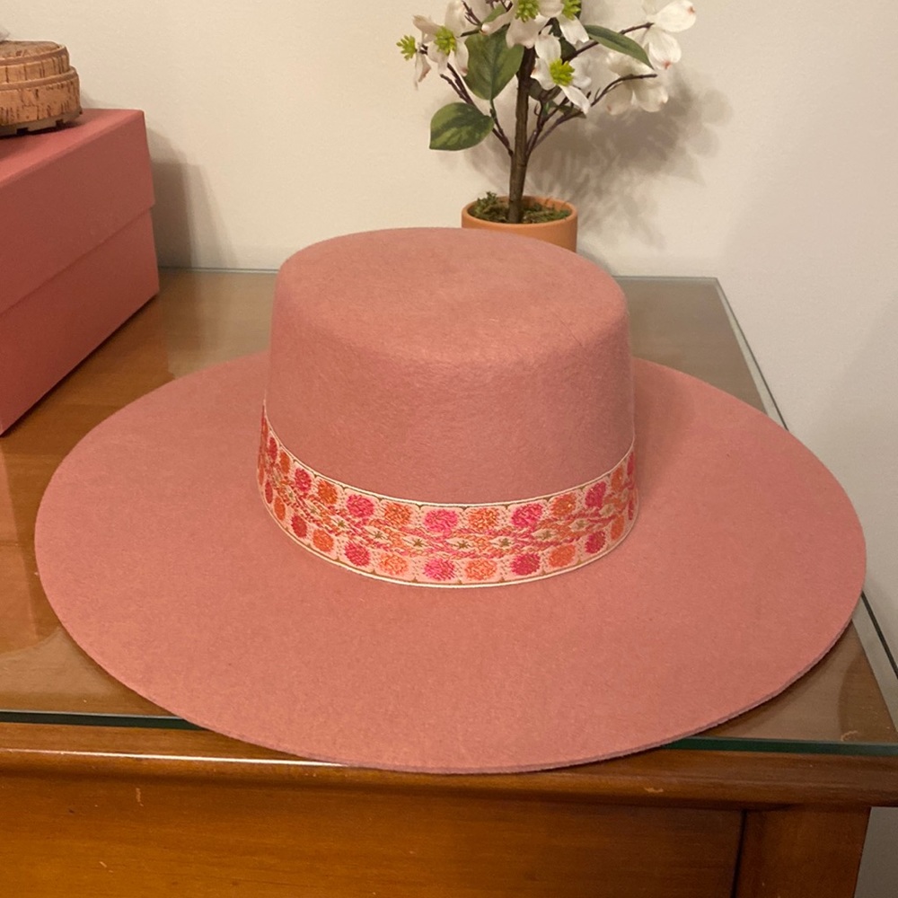 Lack of Color felt hat, size Small